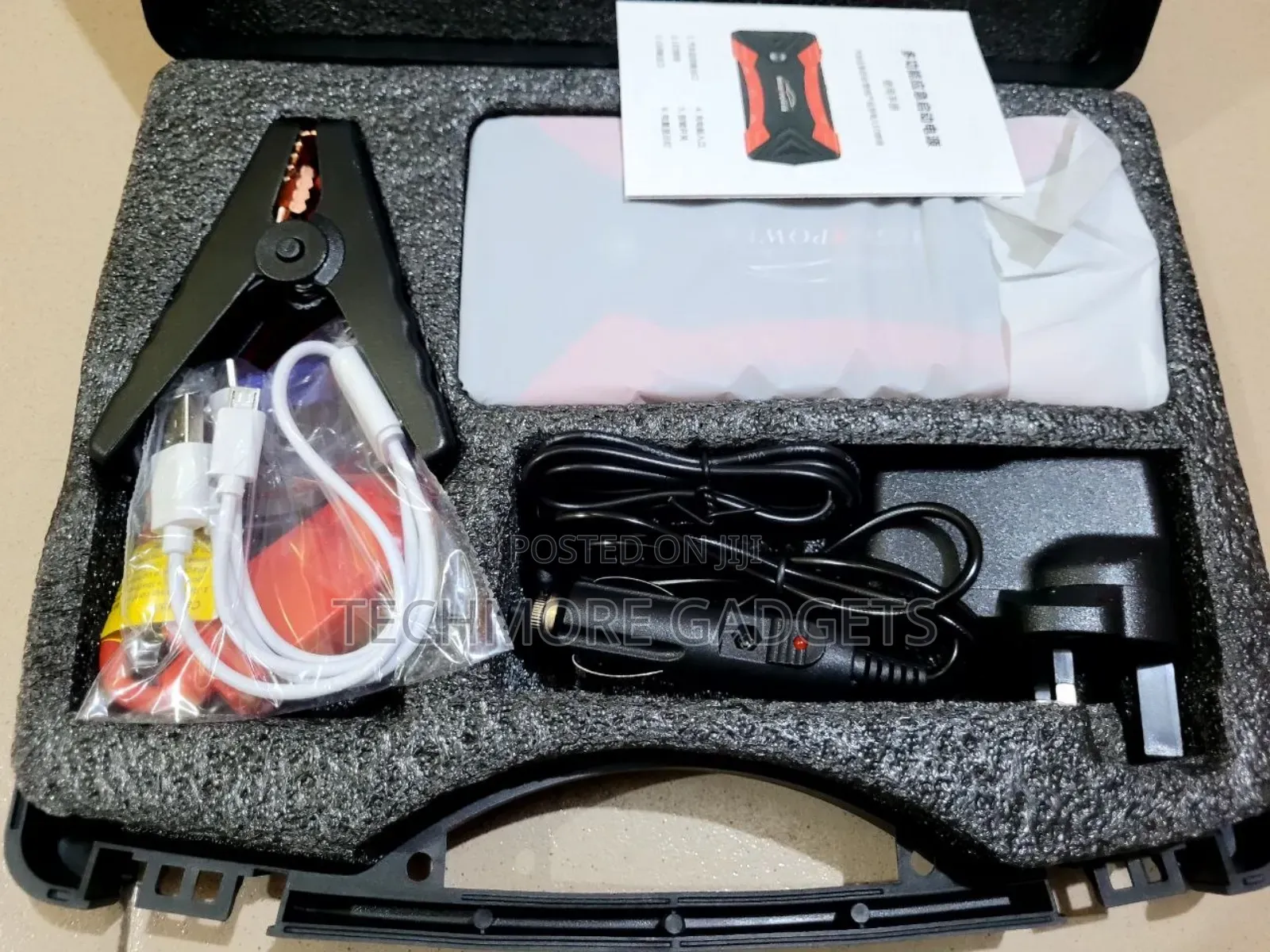 Heavy Duty 12v Emergency Car Jump Starter + 4 Usb Phone Charger