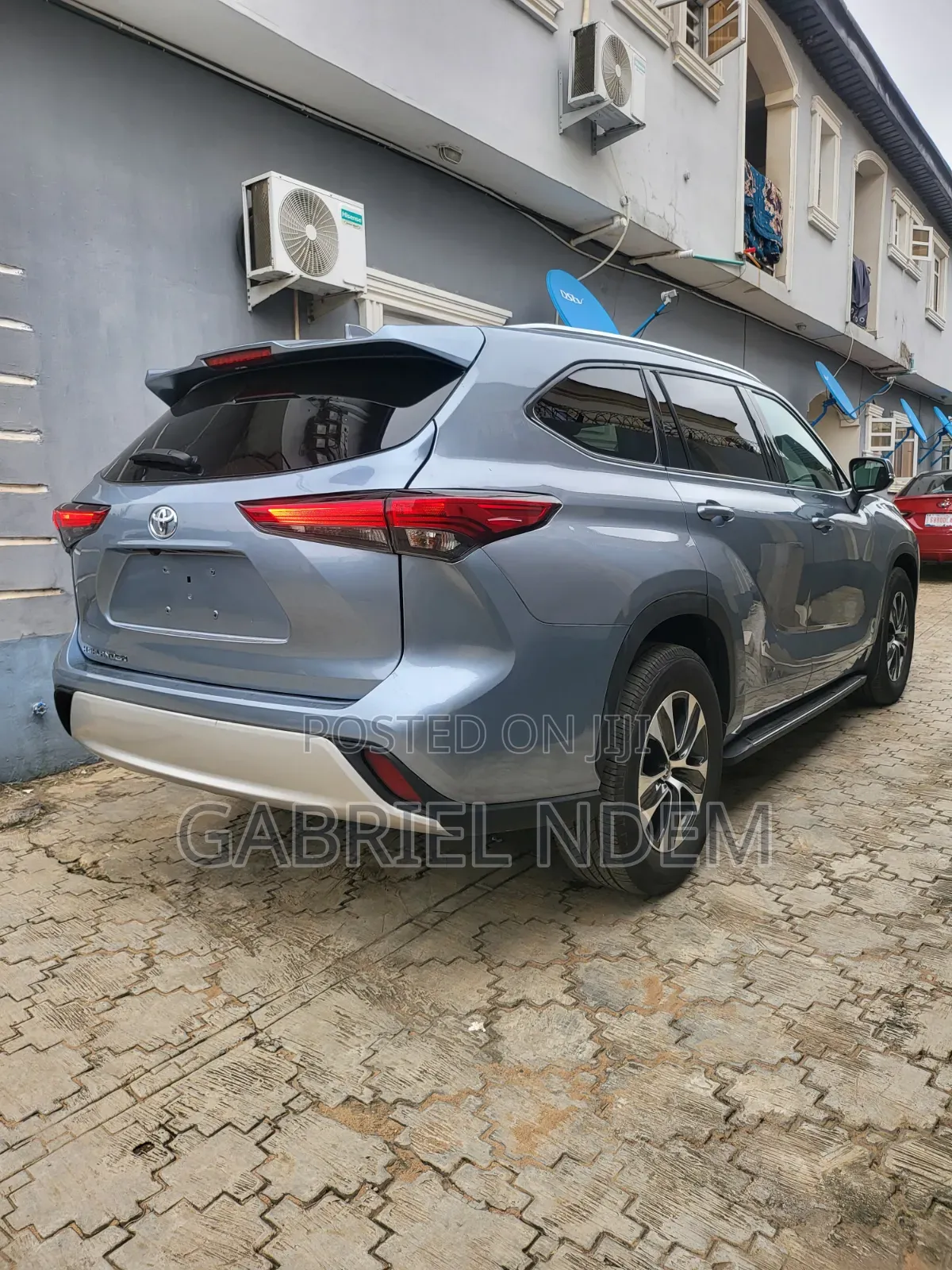 Toyota Highlander 2021 Blue