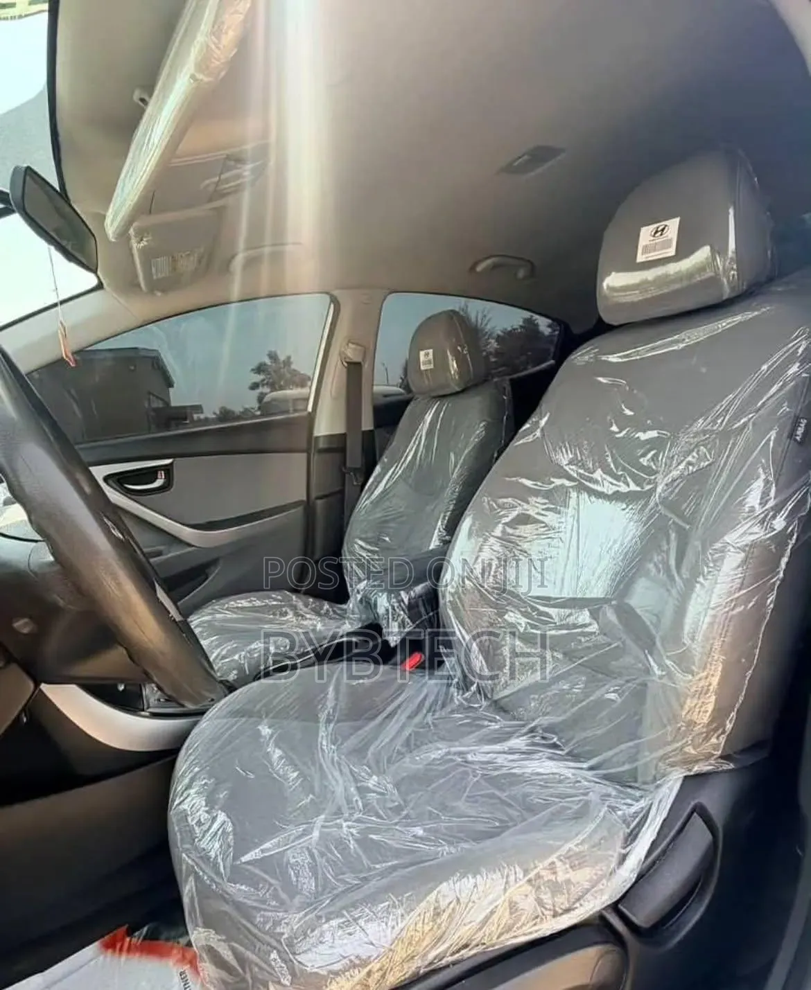 Hyundai Elantra 2013 White