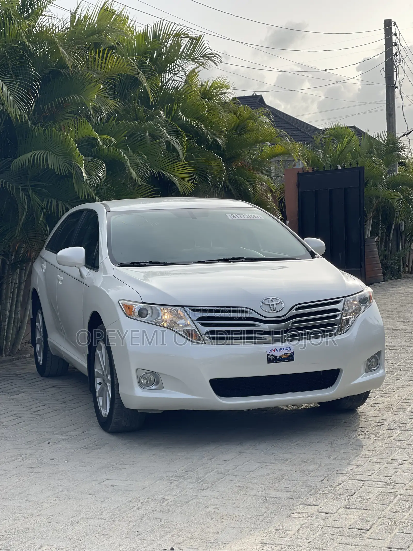 Toyota Venza LE 2010 White