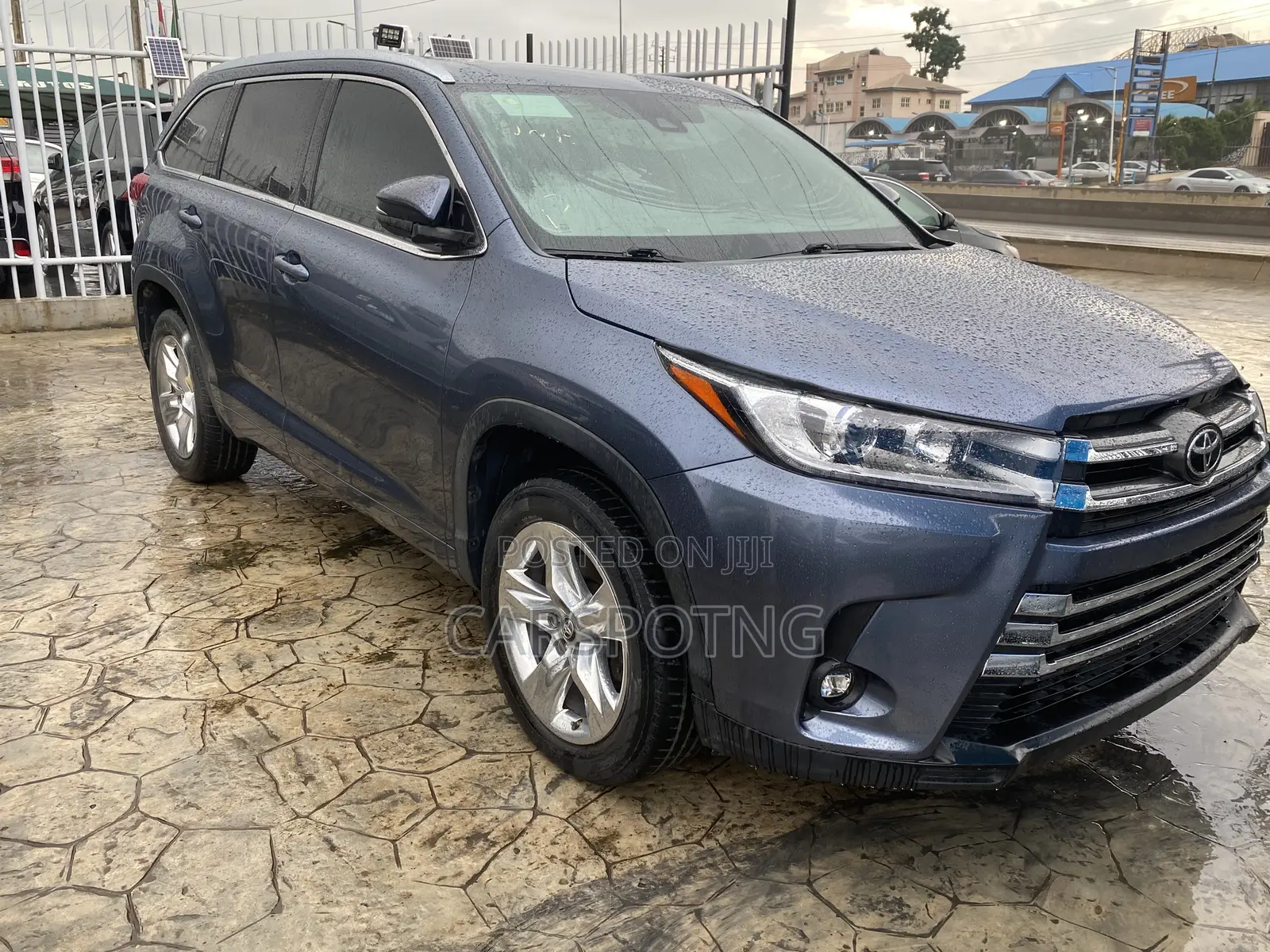 Toyota Highlander Limited 2019 Blue