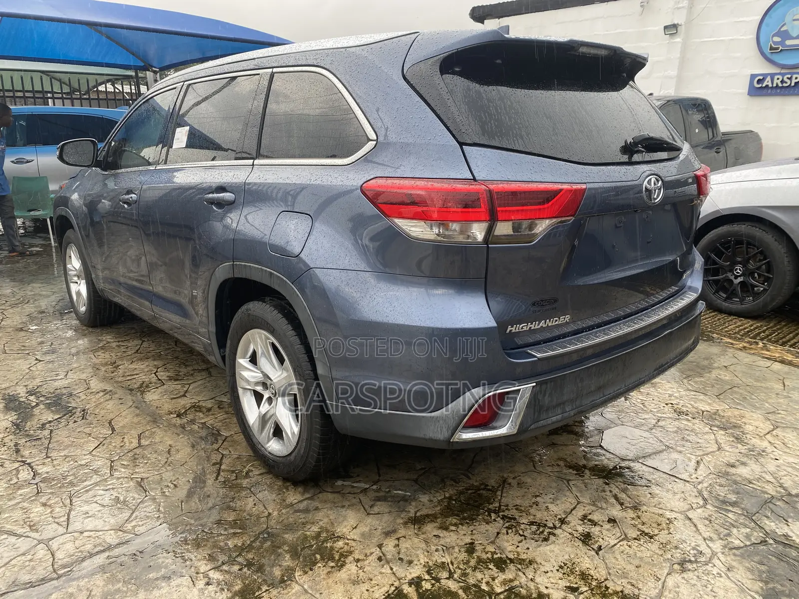 Toyota Highlander Limited 2019 Blue