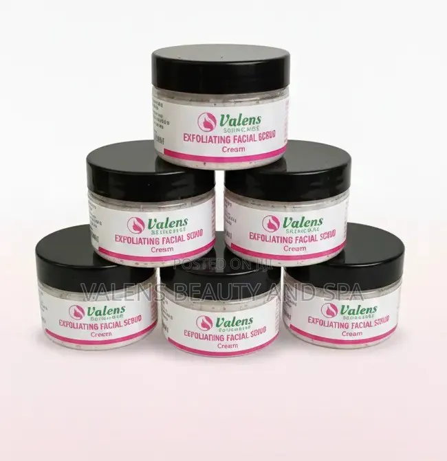 Exfolianting Facial Scrub
