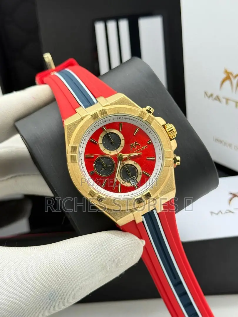 Premium Matturi Chronograph Sapphire Glass Rubber Strap Watch
