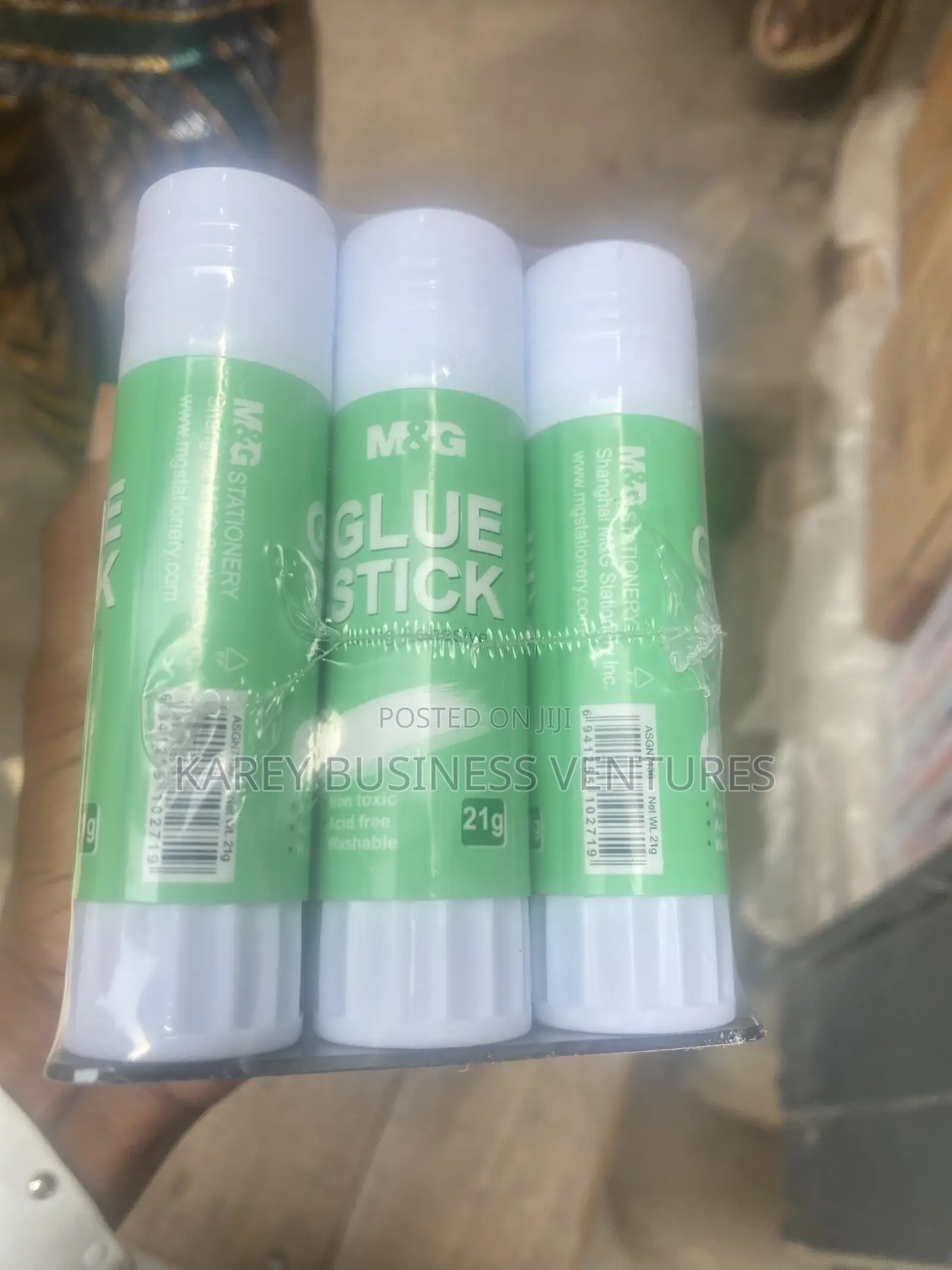 Glue Stick of Different Brands Sizes Available,Uhu,M G for Students