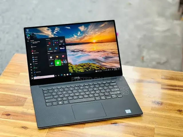 Laptop Dell Precision 5530 32GB Intel Core i9 SSD 512GB