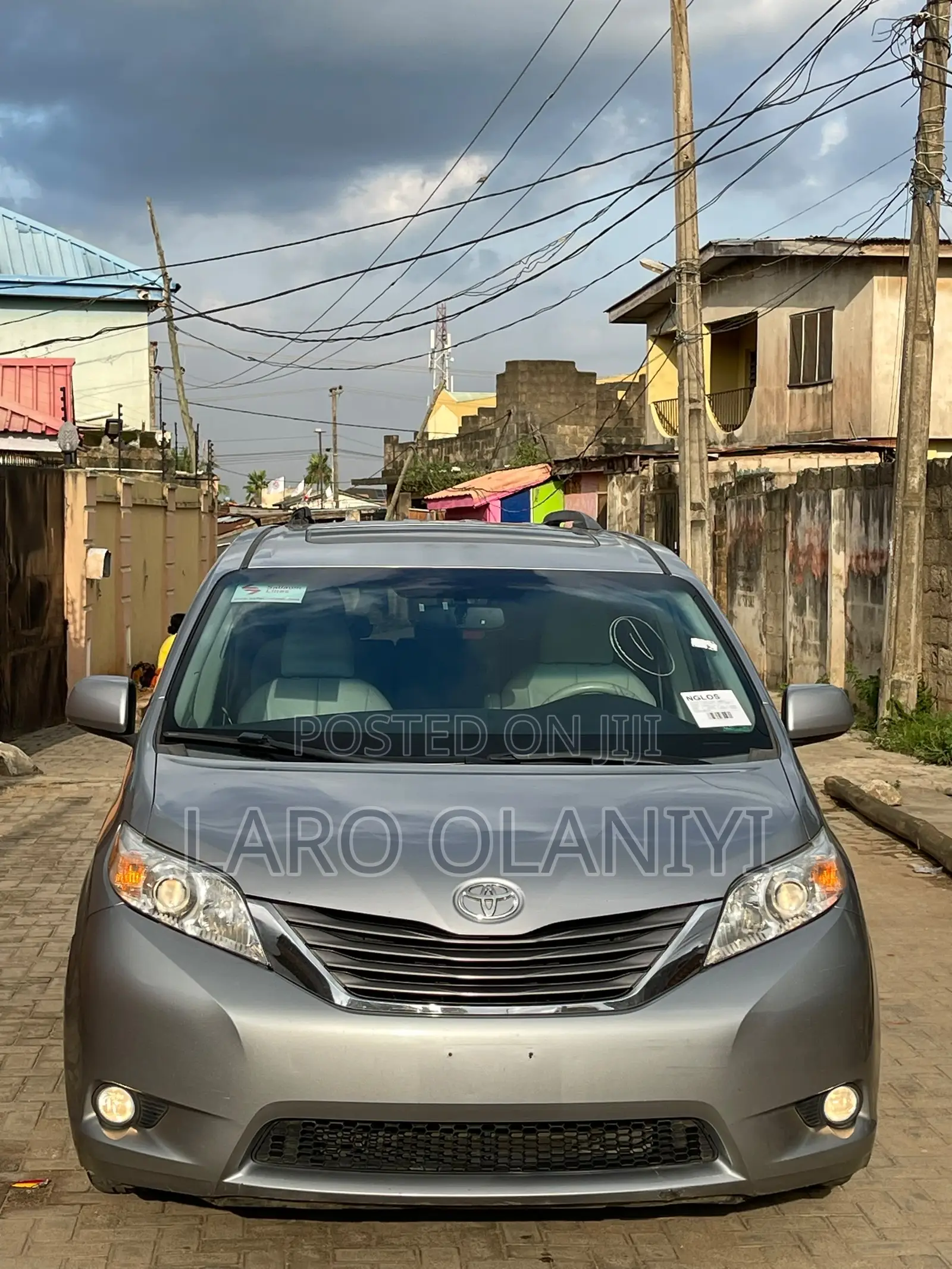 Toyota Sienna XLE 7 Passenger 2011 Gray