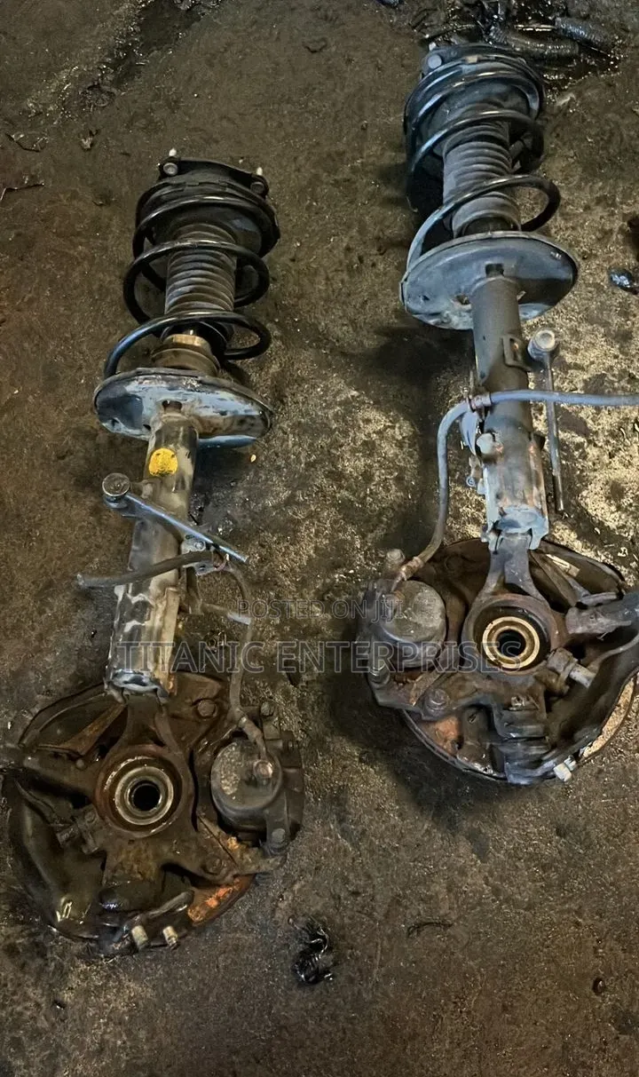 Original Complete Hub Front Shock for Toyota Rav4 2004-2005 Model