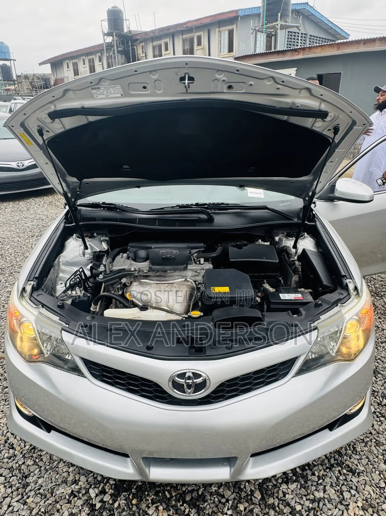 Toyota Camry SE 4dr Sedan (2.5L 4cyl 6A) 2012 Silver