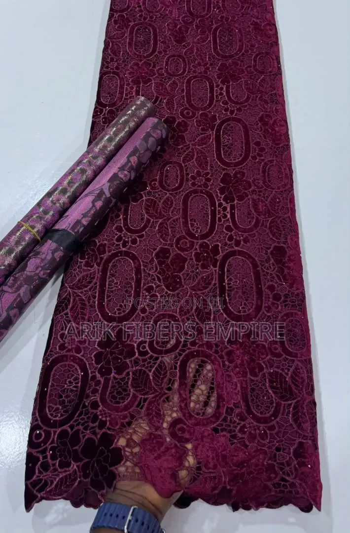 Big Premium Velvet Lace
