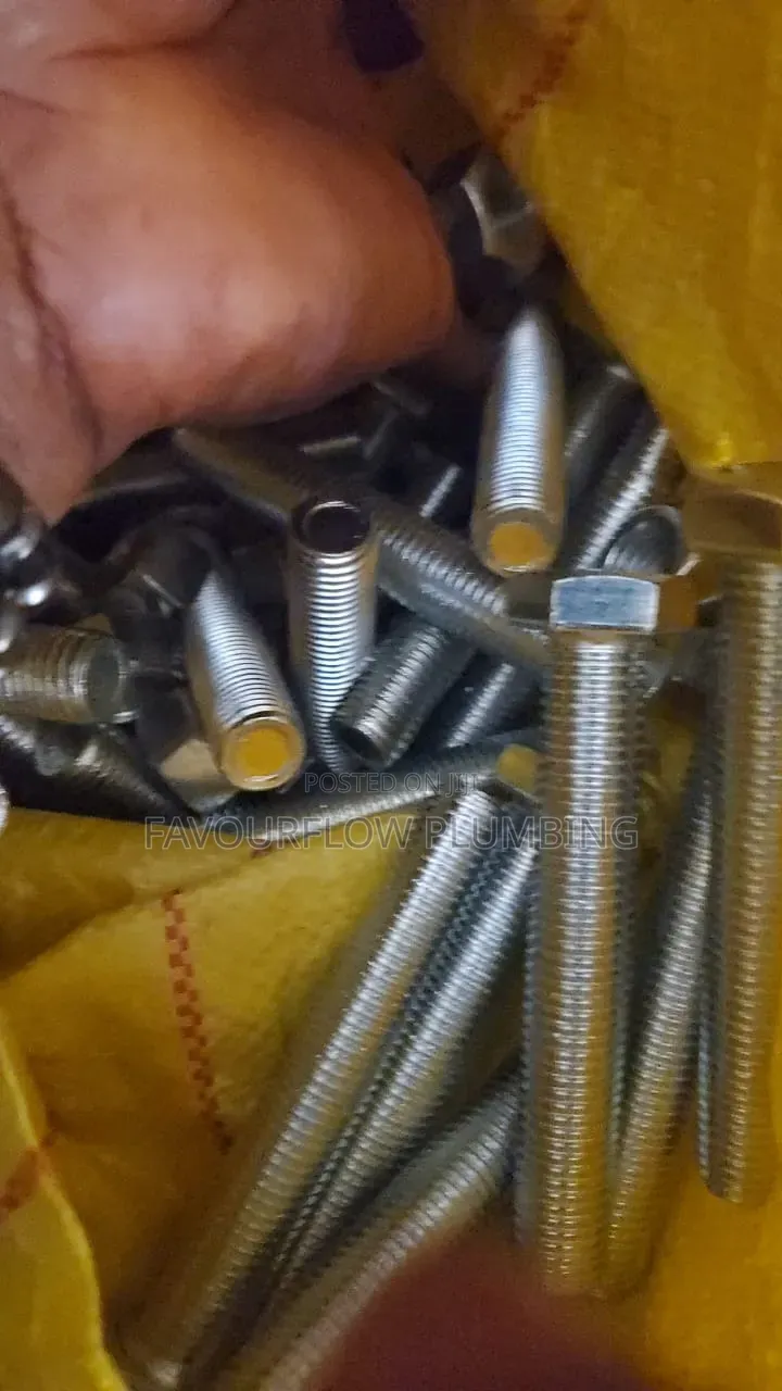 M20 X 70mm Hex Bolts With Matching Nuts Spring Washers