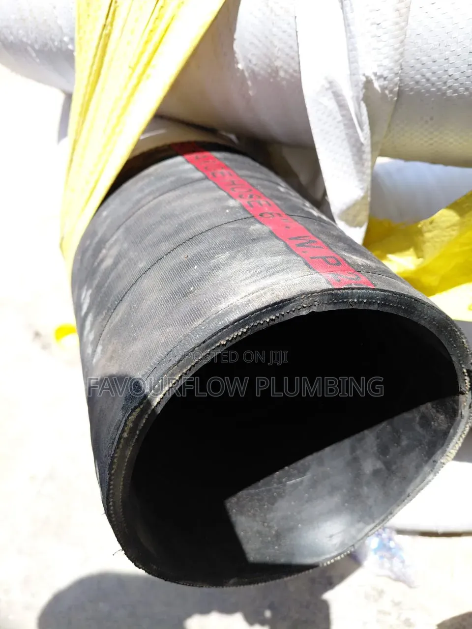 ​Heavy-Duty 4-Inch Industrial Rubber Suction Discharge Hose (20 Bar)