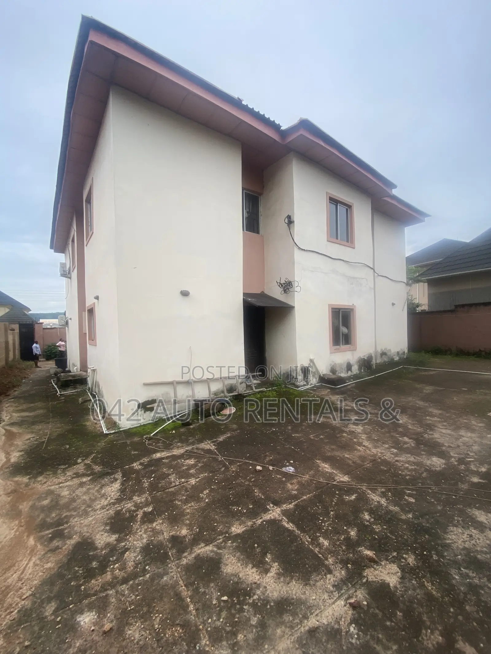 5bdrm Duplex in Golf Estate, Enugu for sale