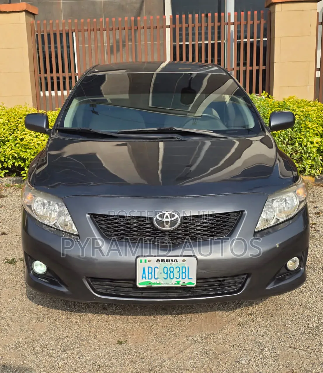 Toyota Corolla LE 4dr Sedan (1.8L 4cyl 4A) 2010 Gray
