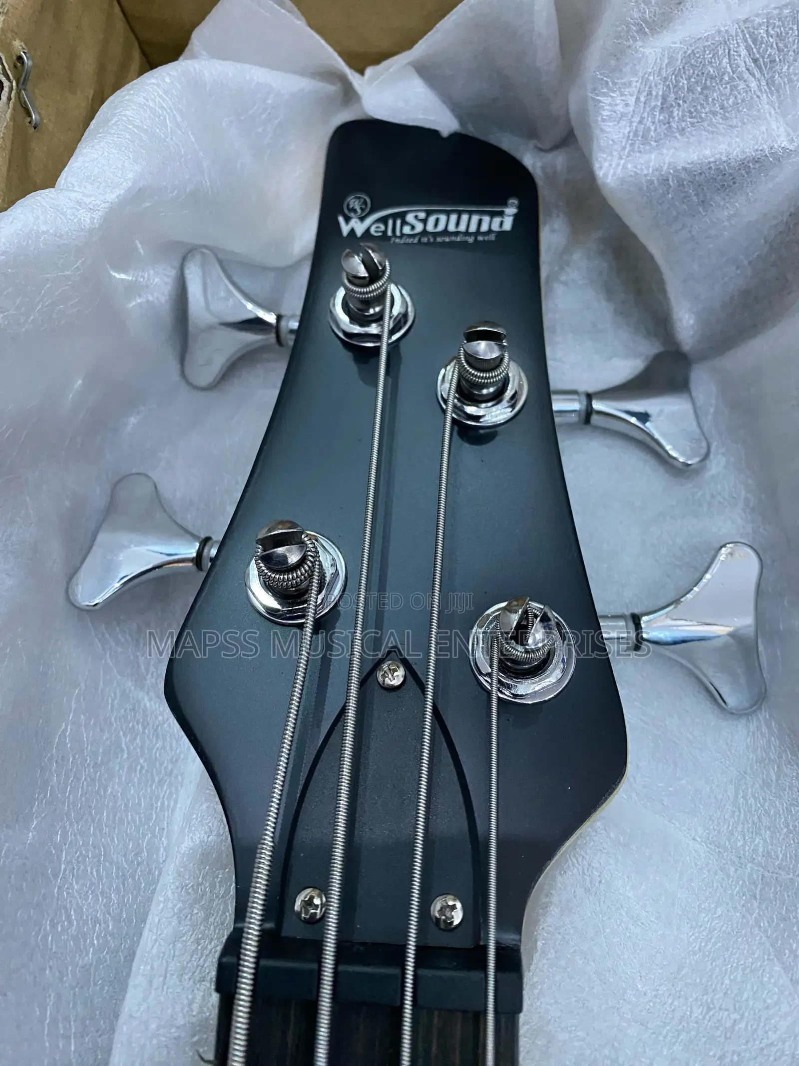 Wellsound 4-String Solidbody Electric Bass Guitar