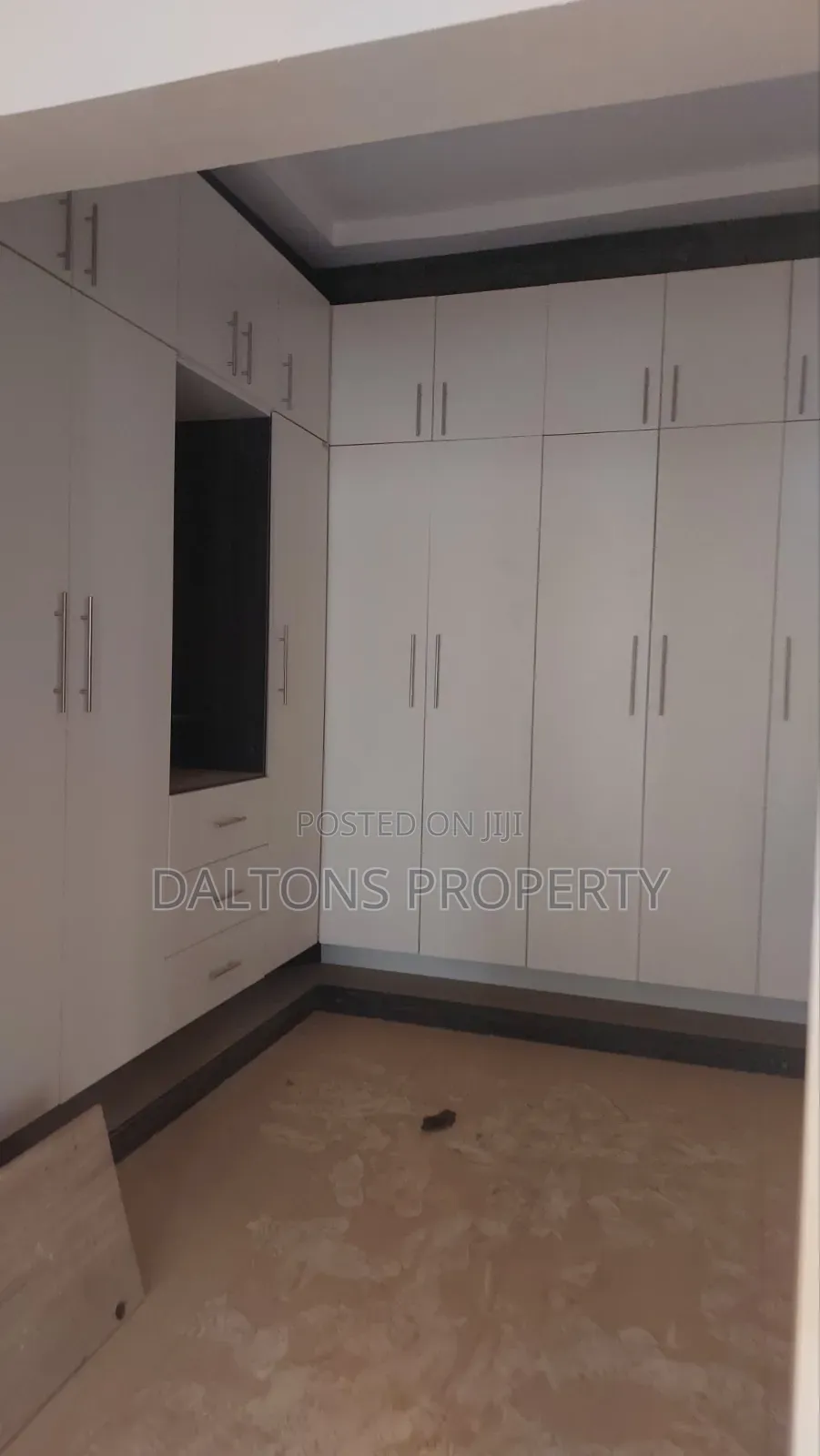 4bdrm Duplex in Gold City Estate, Sabon Lugbe for rent