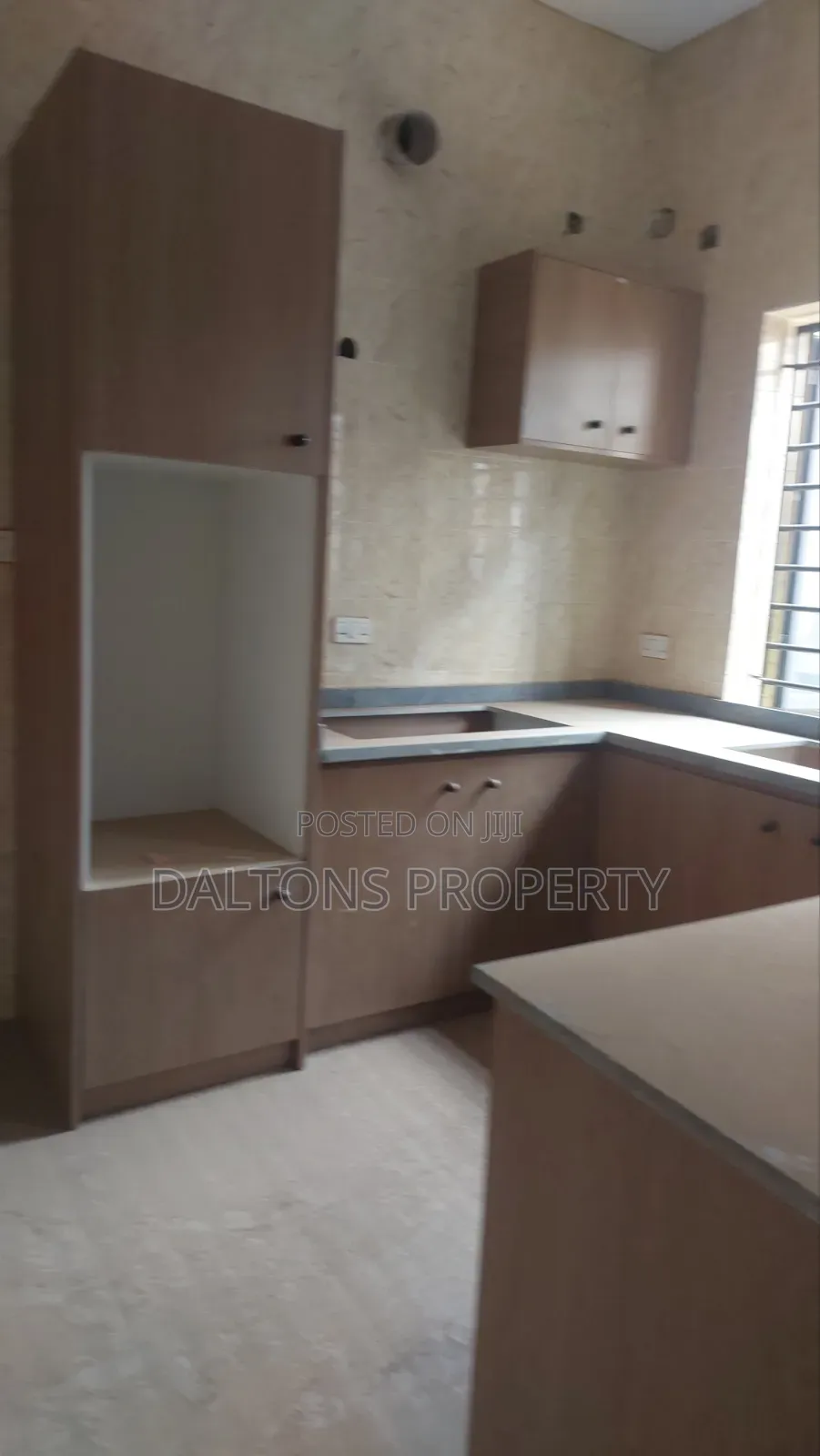 4bdrm Duplex in Gold City Estate, Sabon Lugbe for rent