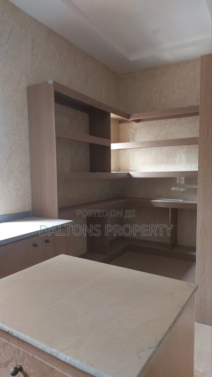 4bdrm Duplex in Gold City Estate, Sabon Lugbe for rent
