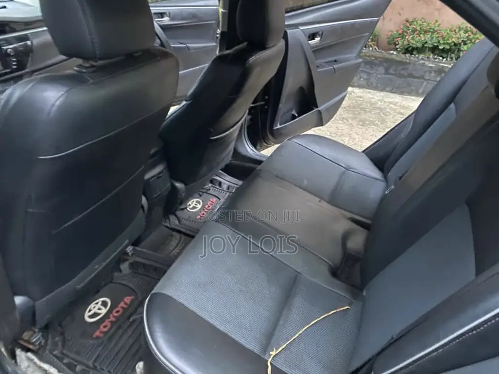 Toyota Corolla S Premium 4dr Sedan (1.8L 4cyl CVT) 2014 Black