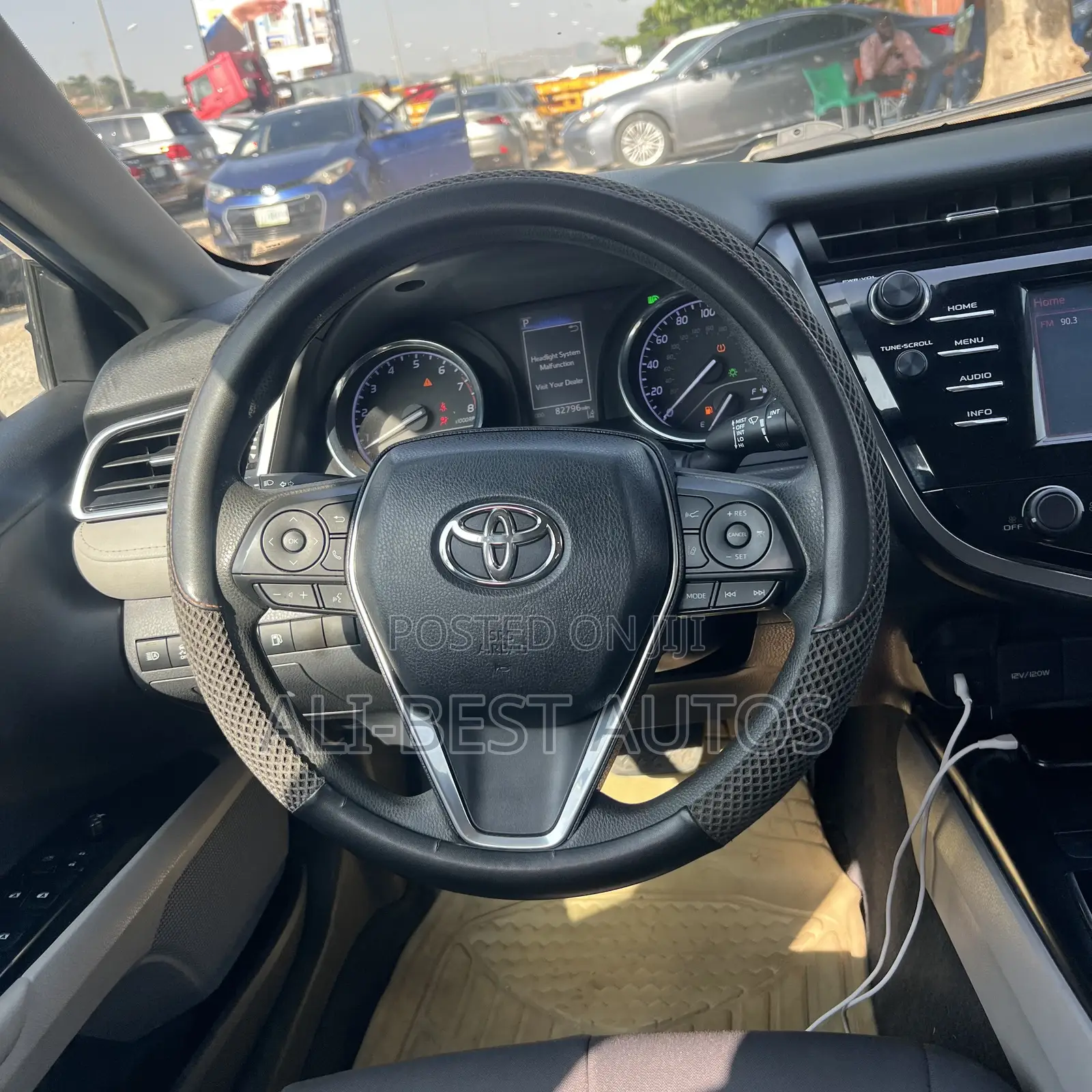 Toyota Camry L (2.5L 4cyl 8A) 2019 Gray