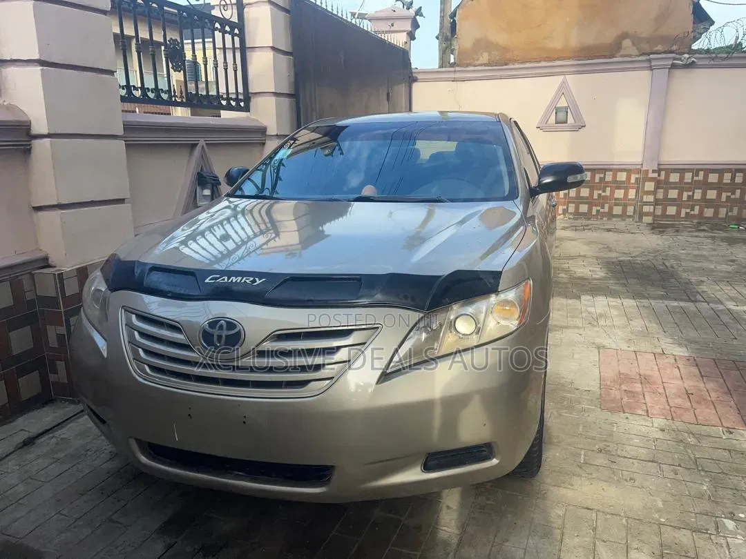 Toyota Camry 2008 Gold