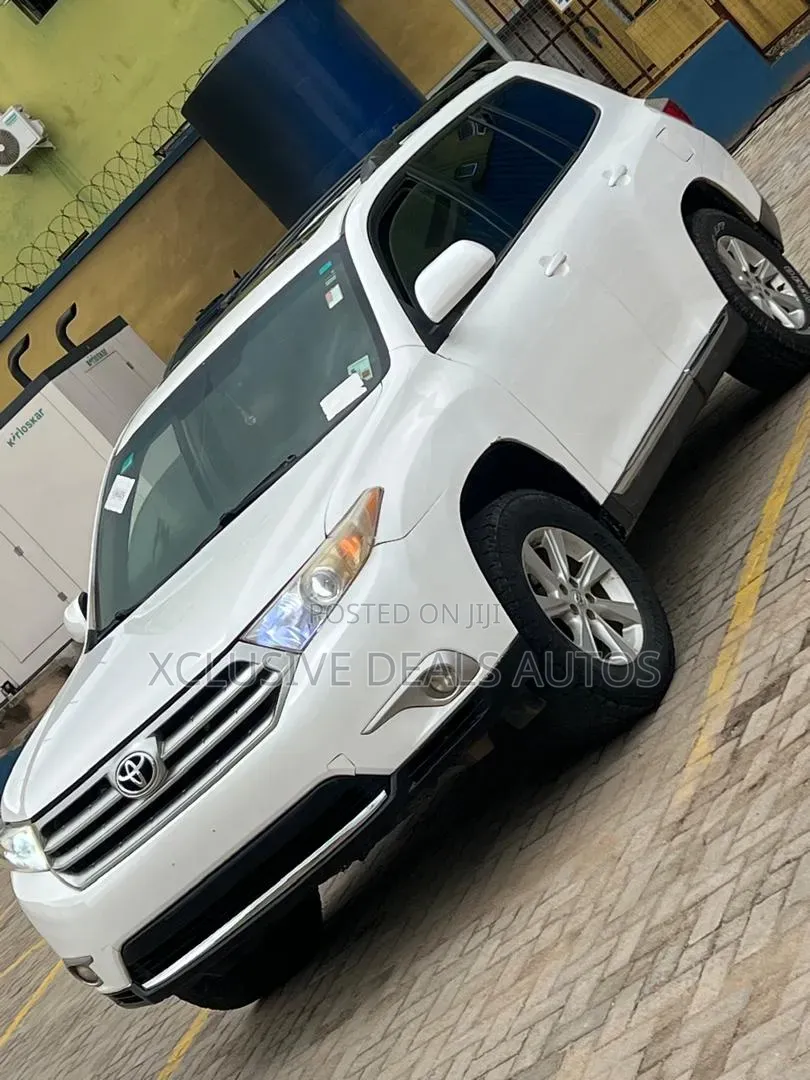 Toyota Highlander 2012 White