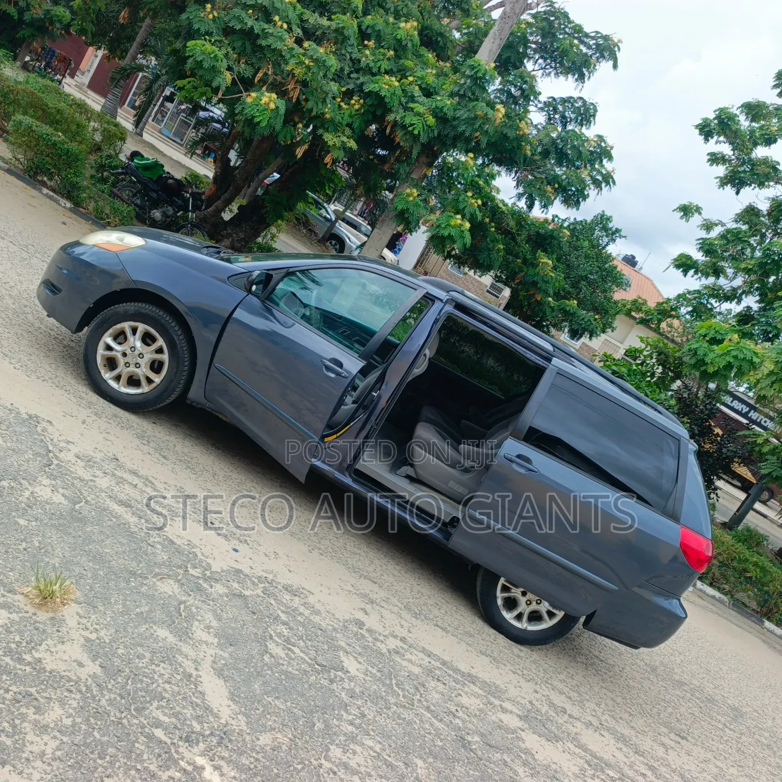 Toyota Sienna 2006 Gray