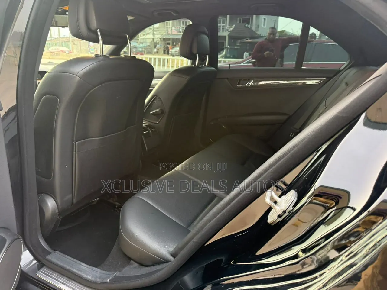 Mercedes-Benz C300 2011 Black