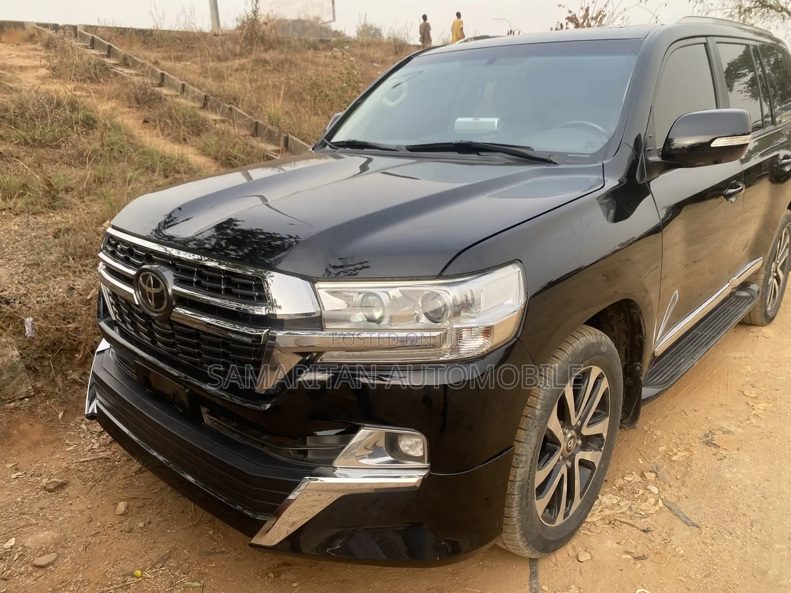 Toyota Land Cruiser 5.7 V8 GXR 2019 Black