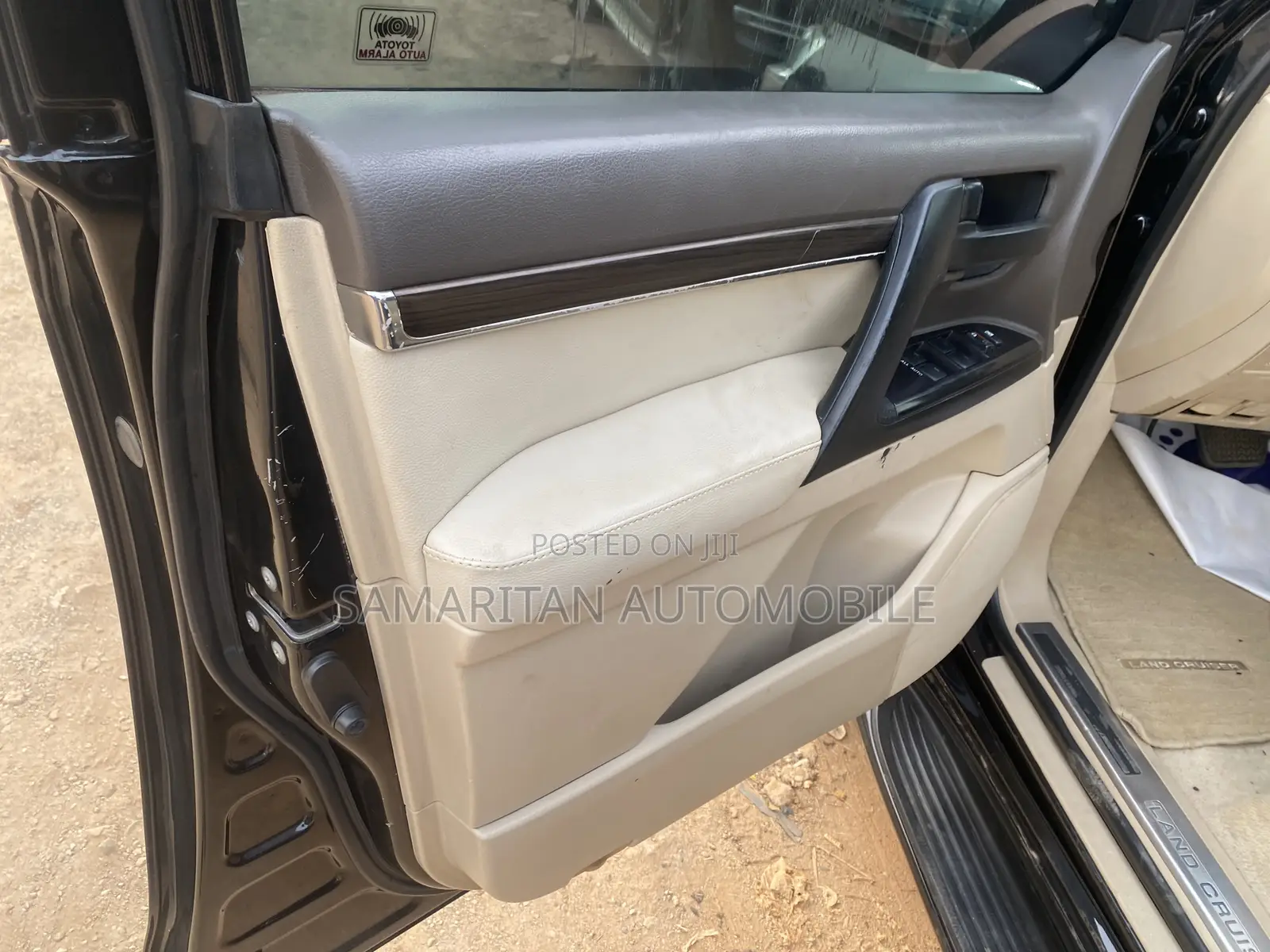 Toyota Land Cruiser 5.7 V8 GXR 2019 Black