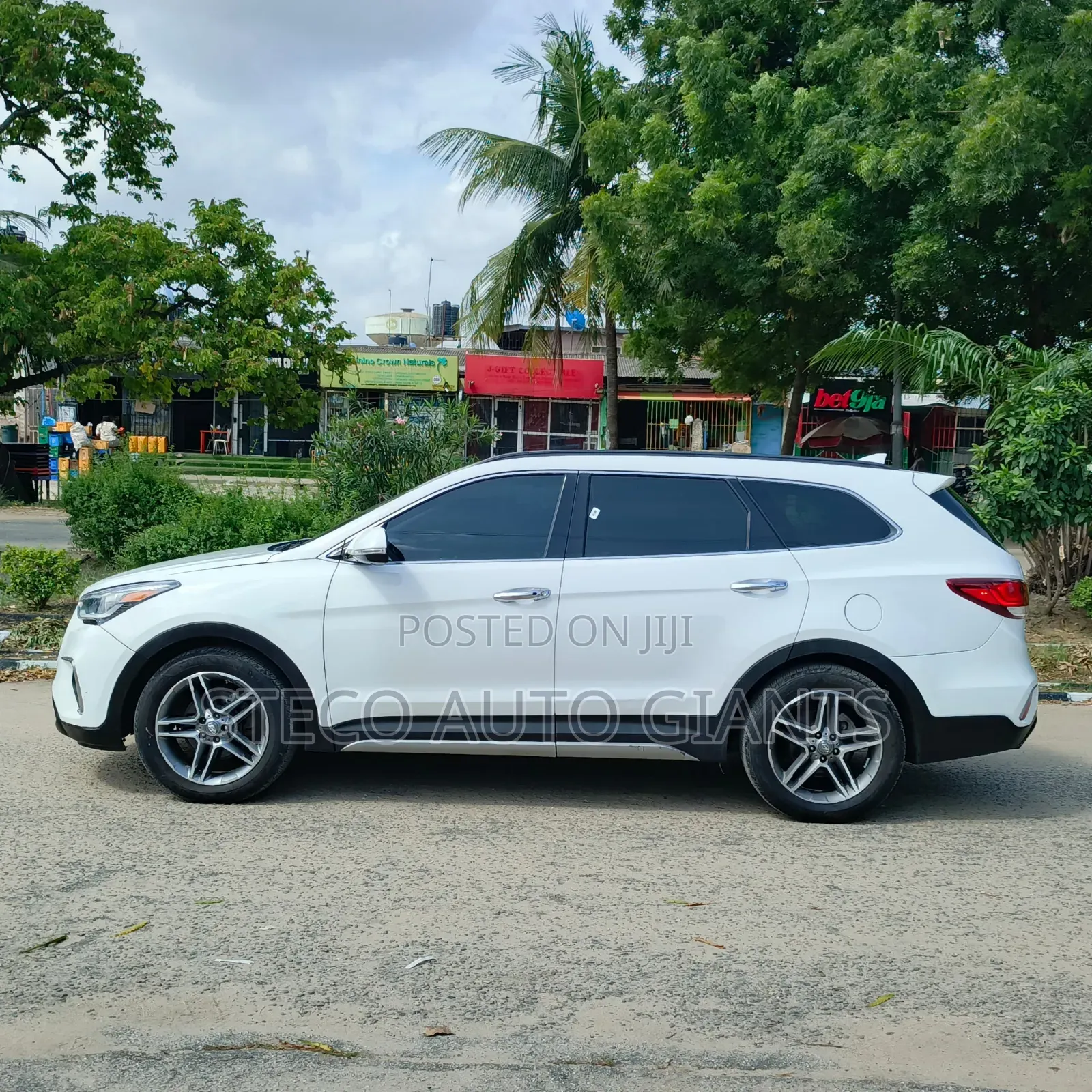 Car 2017 White