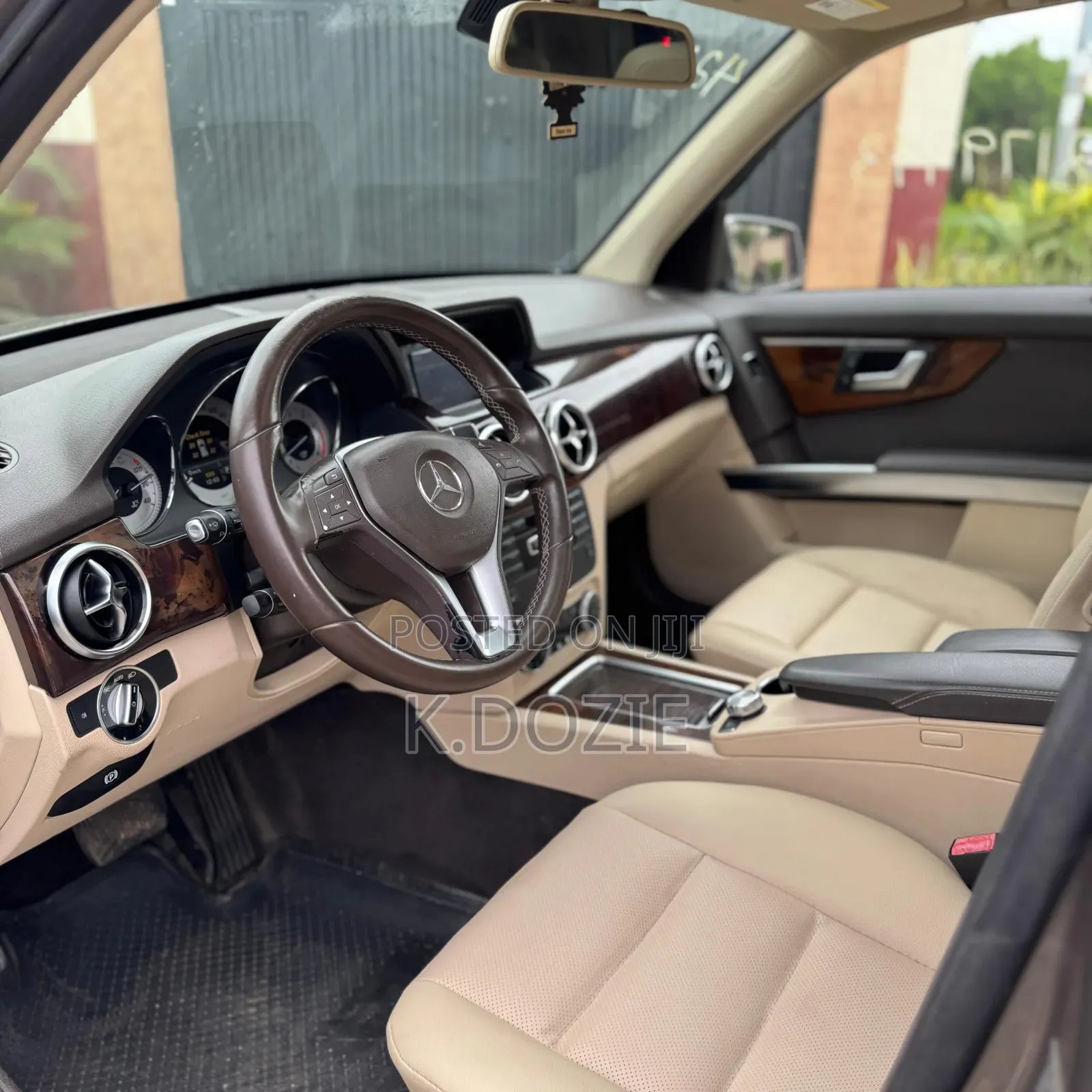 Mercedes-Benz GLK-Class 2015 Brown