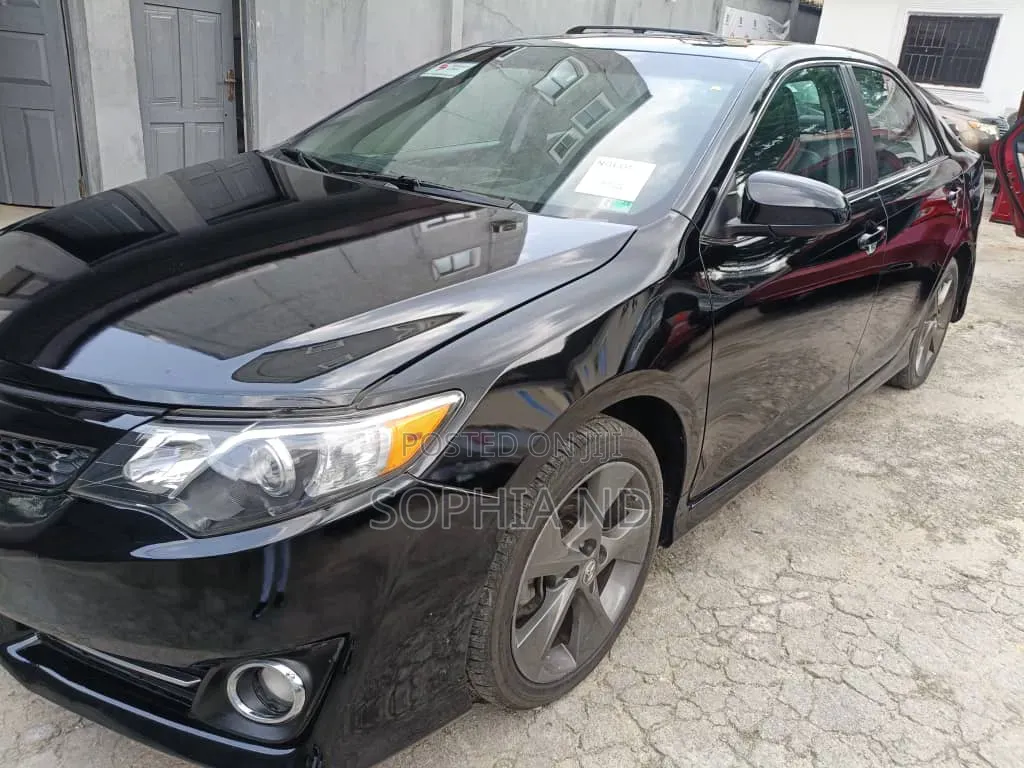 Toyota Camry 2014 Black