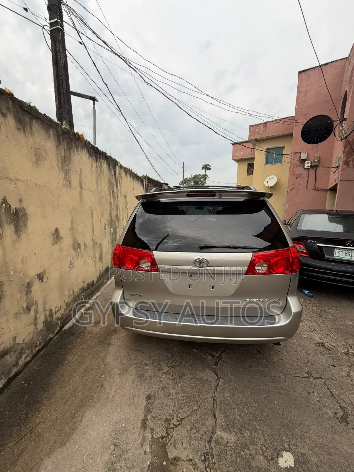 Toyota Sienna 2009 Silver