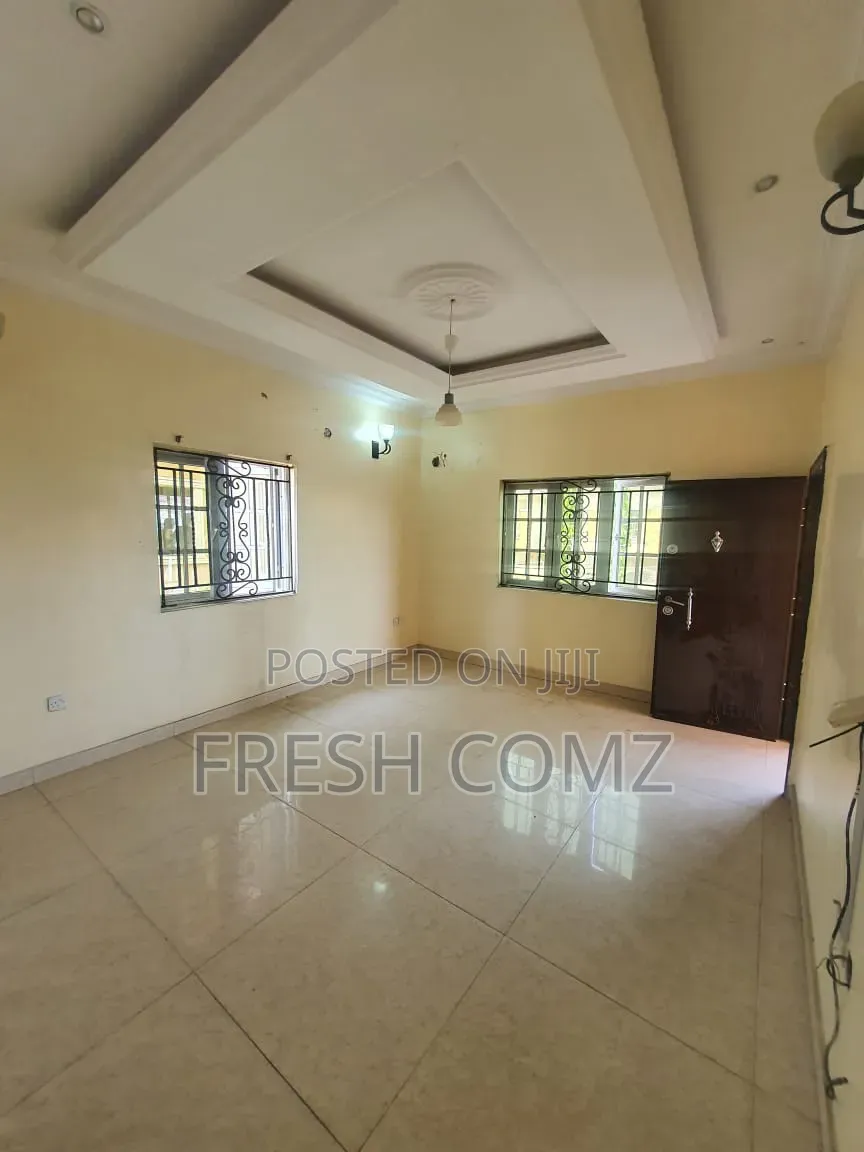 Mini Flat in Osapa London for rent