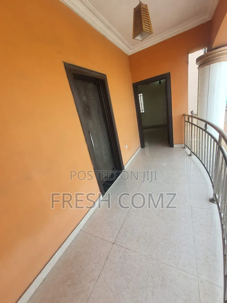 Mini Flat in Osapa London for rent
