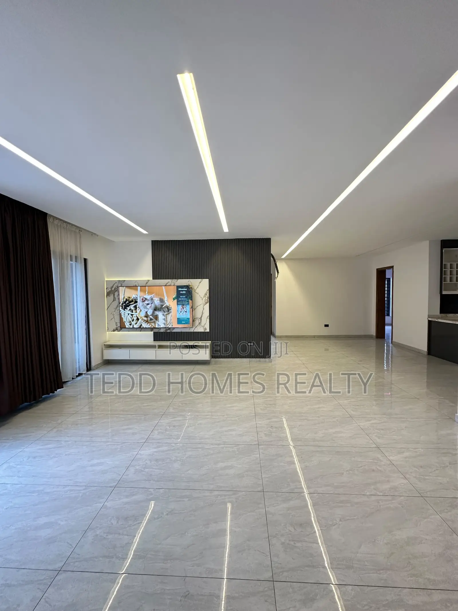 3bdrm Apartment in Lekki for sale