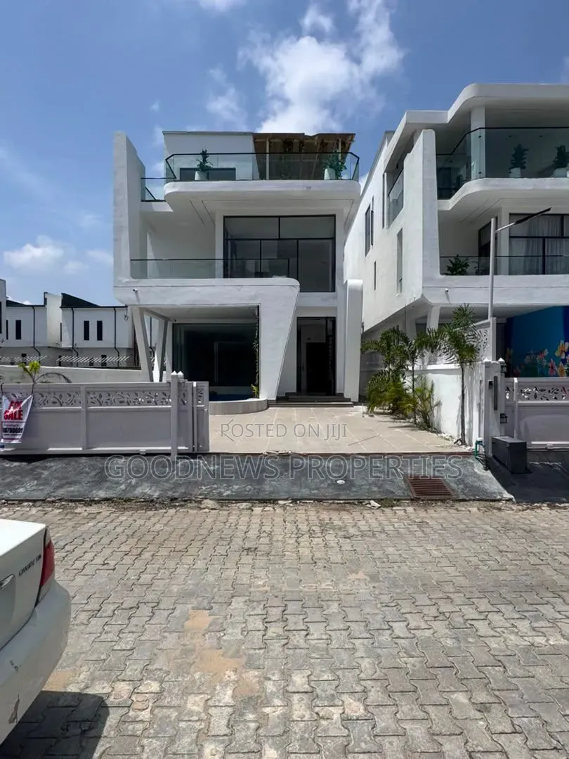 5bdrm Duplex in Chevron Lekki Lagos for sale