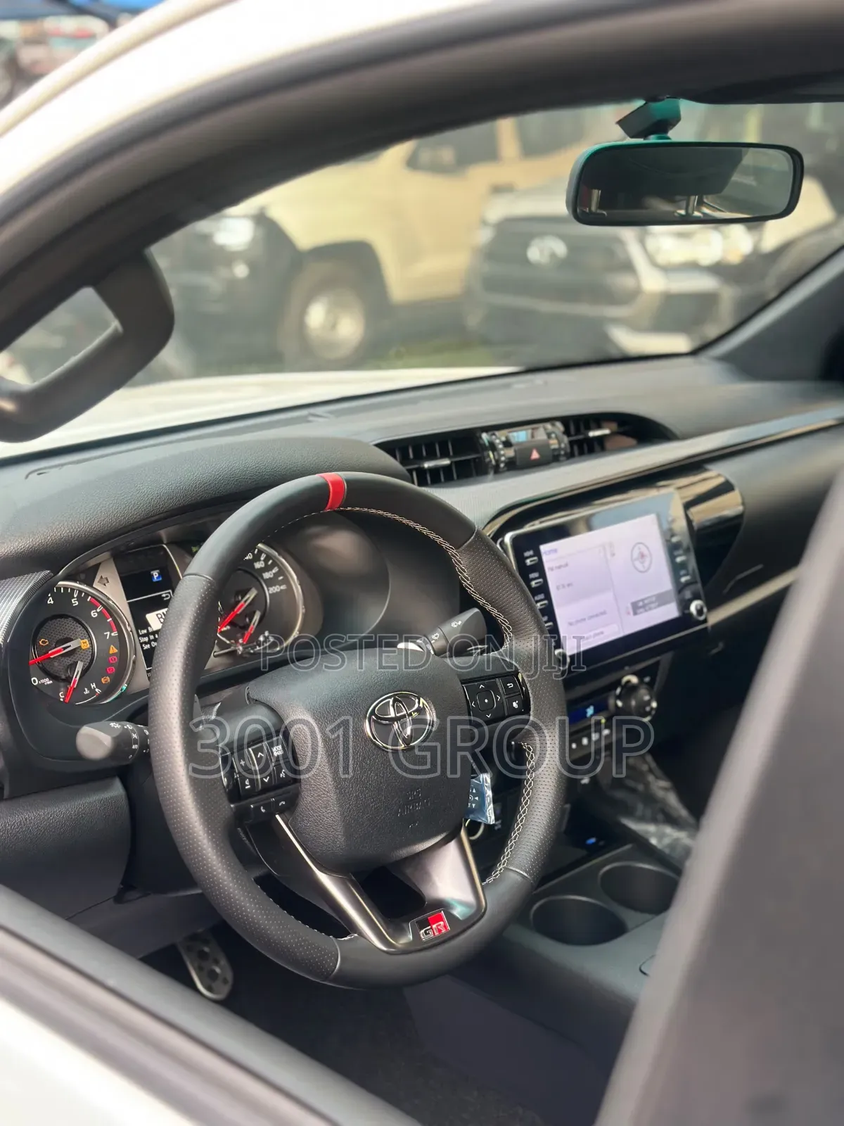 New Toyota Hilux 2025 White