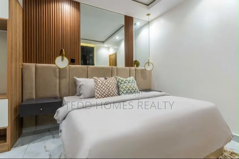 Furnished 2bdrm Apartment in Lekki for sale
