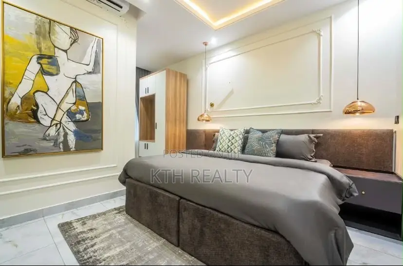 Furnished 2bdrm Penthouse in Lekki for sale