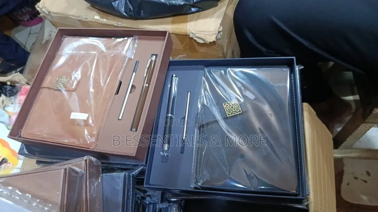 3 In 1 Note Pad ,Pen And Pen Refill