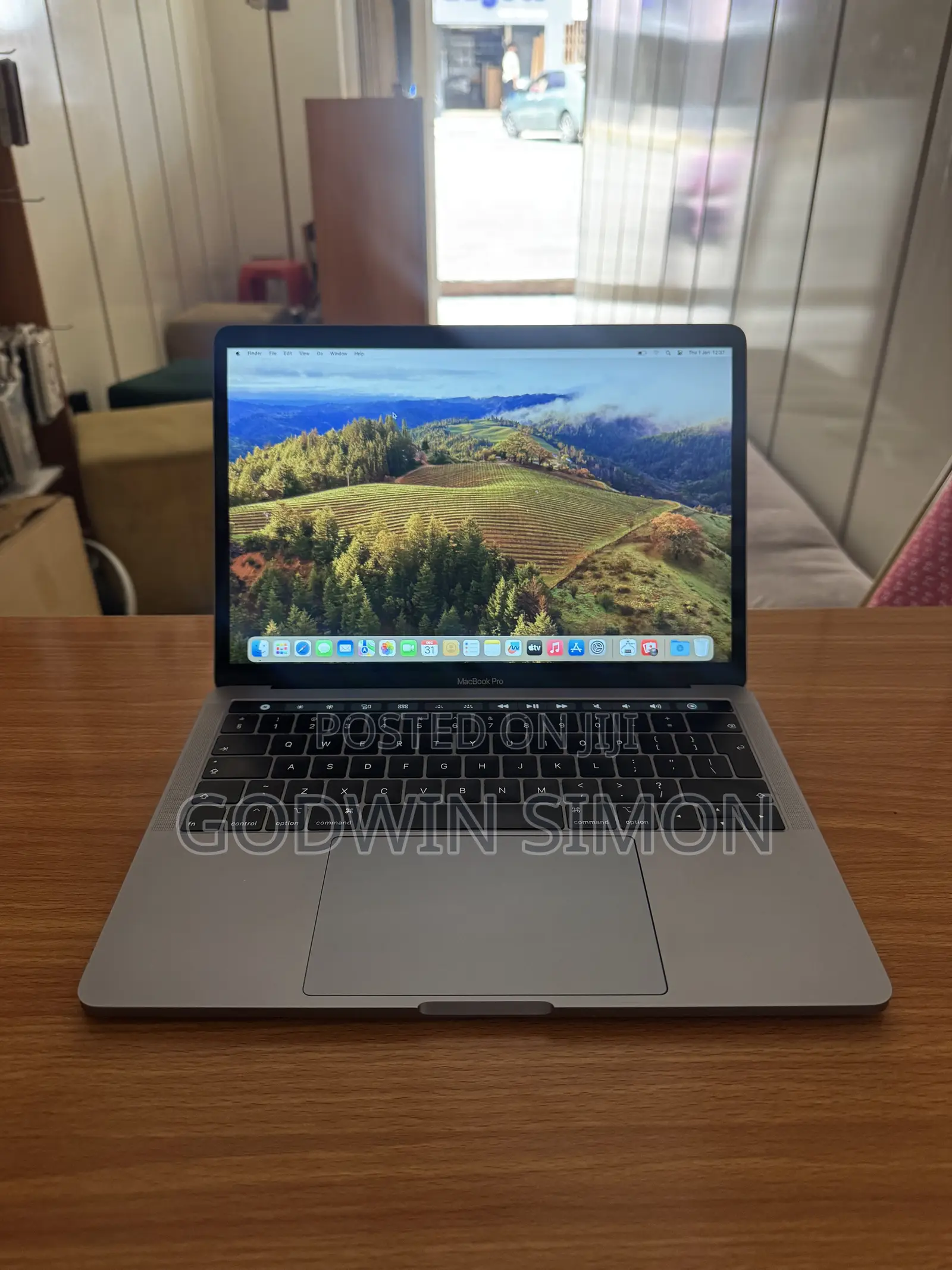 Laptop Apple MacBook Pro 2019 8GB Intel Core i5 SSD 128GB