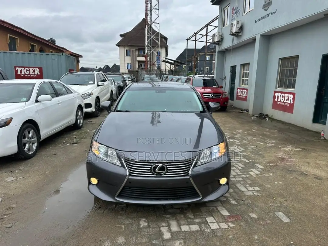 Lexus ES 350 FWD 2013 Gray