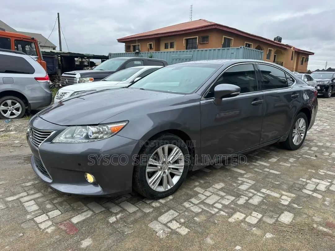 Lexus ES 350 FWD 2013 Gray