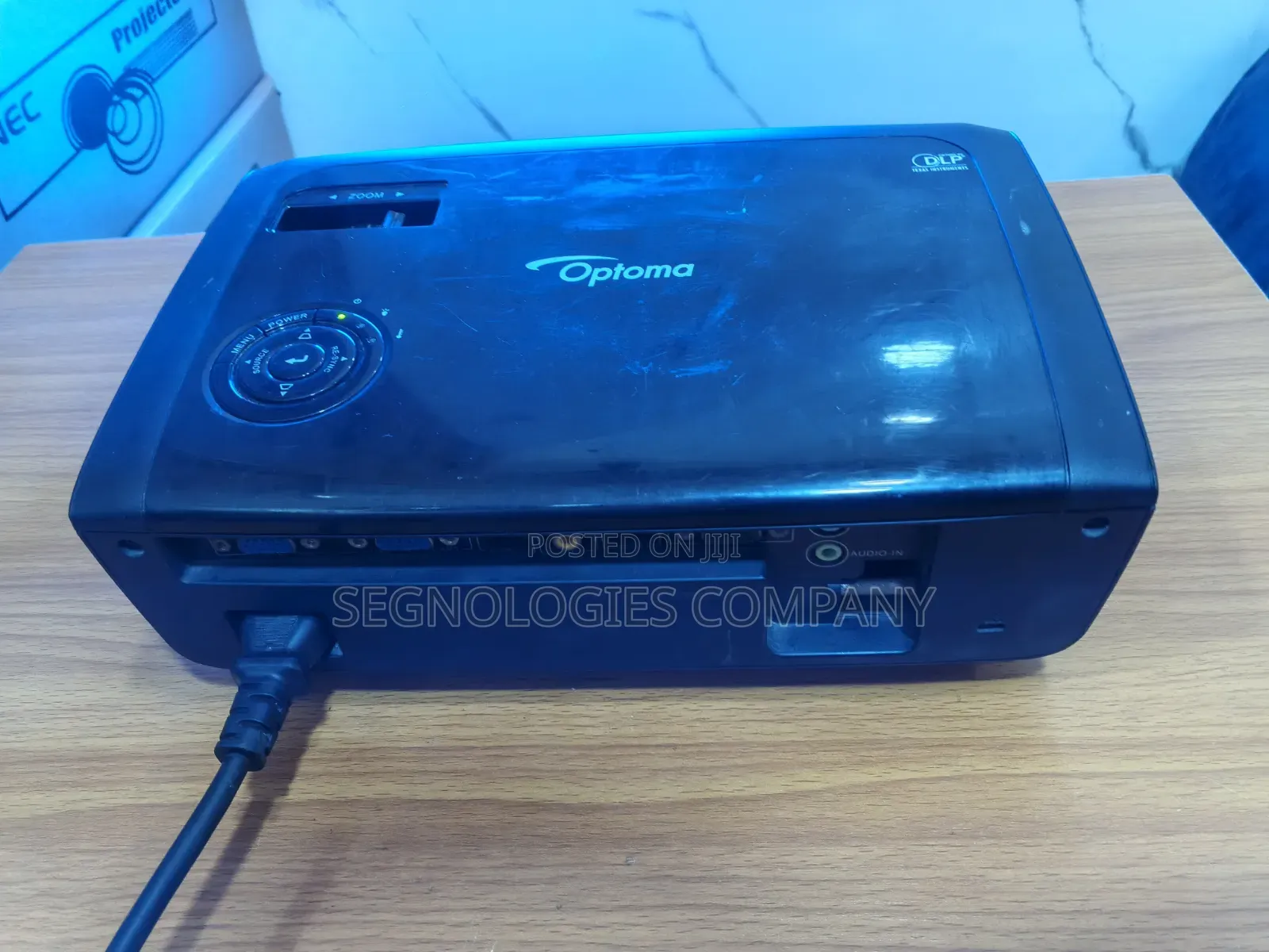 Optoma Dx319 2500 Lumens Xga DLP Projector