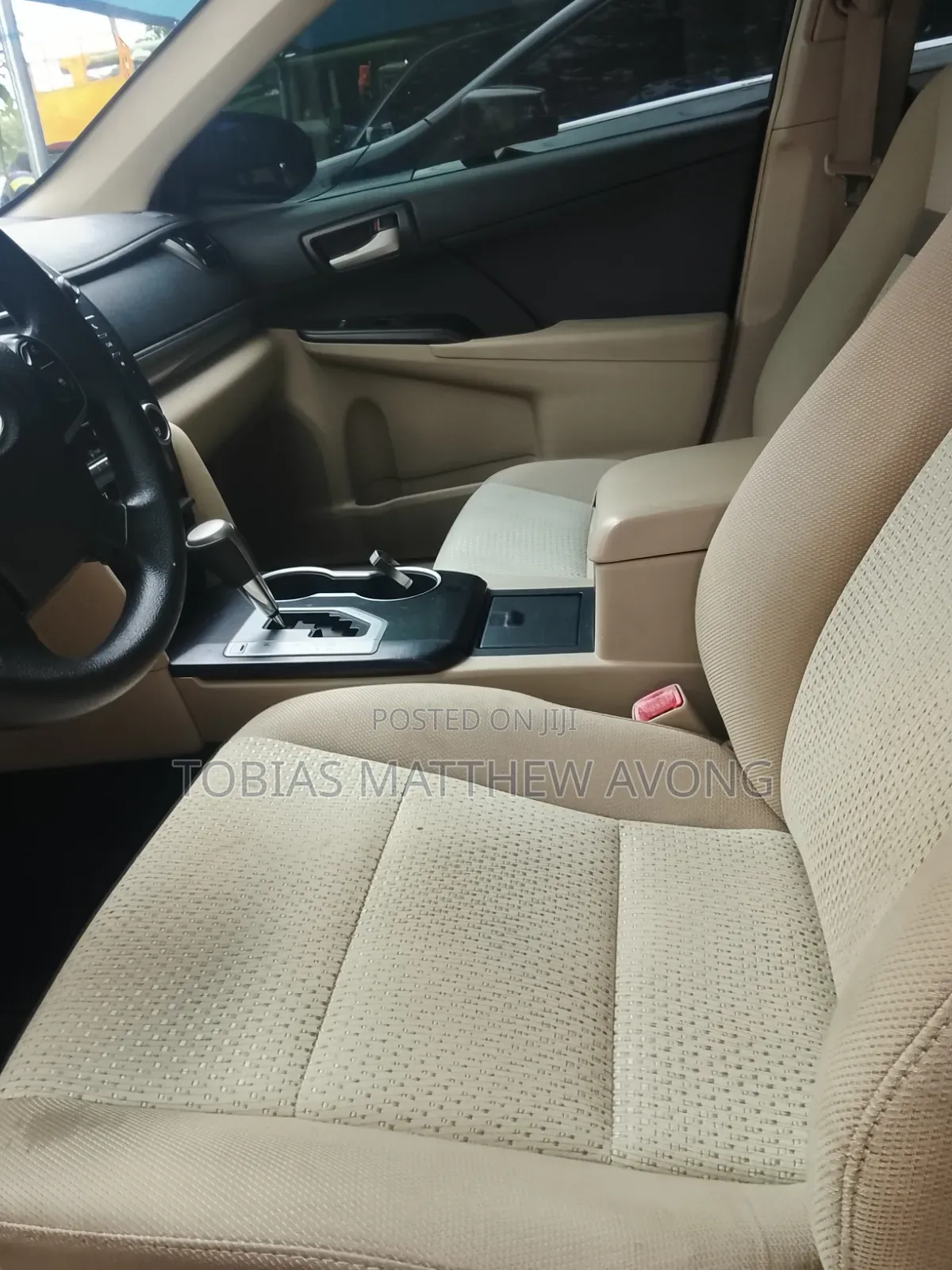 Toyota Camry LE 4dr Sedan (2.5L 4cyl 6A) 2013 Red