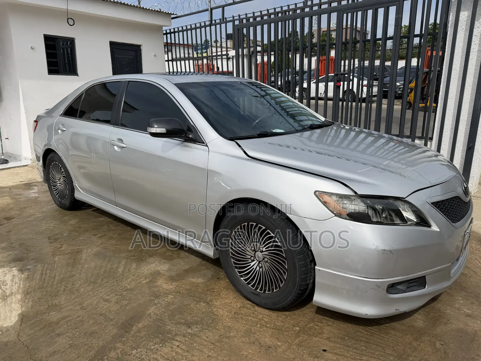 Toyota Camry SE 4dr Sedan (2.4L 4cyl 5A) 2009 Silver