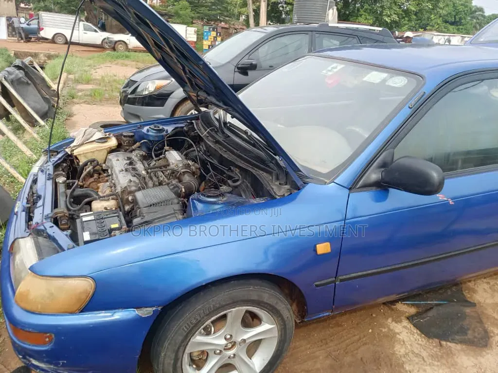 Toyota Corolla 1.6 Hatchback 1997 Blue