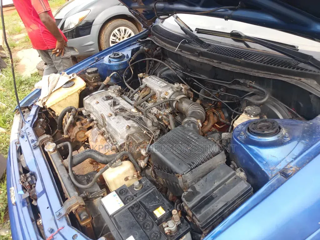 Toyota Corolla 1.6 Hatchback 1997 Blue